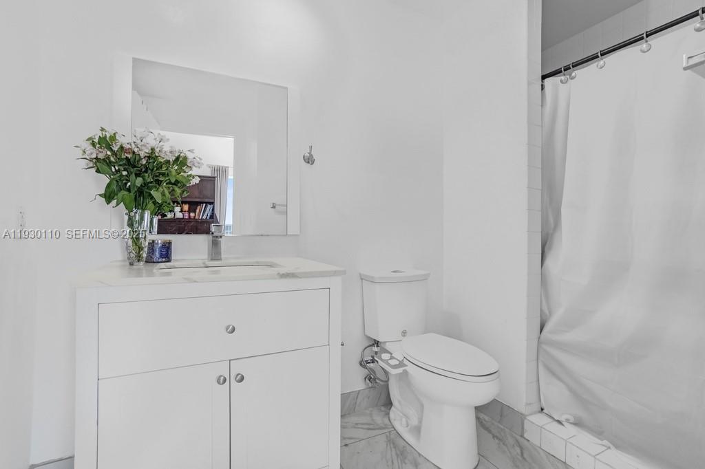 NEO CONDO - Residential