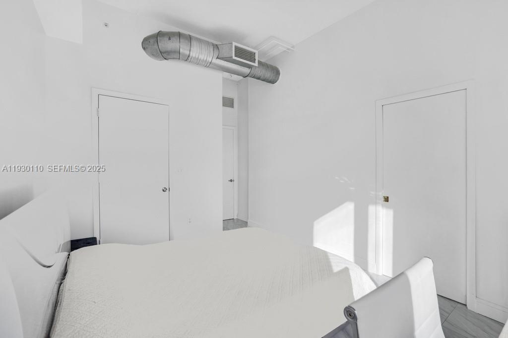 NEO CONDO - Residential
