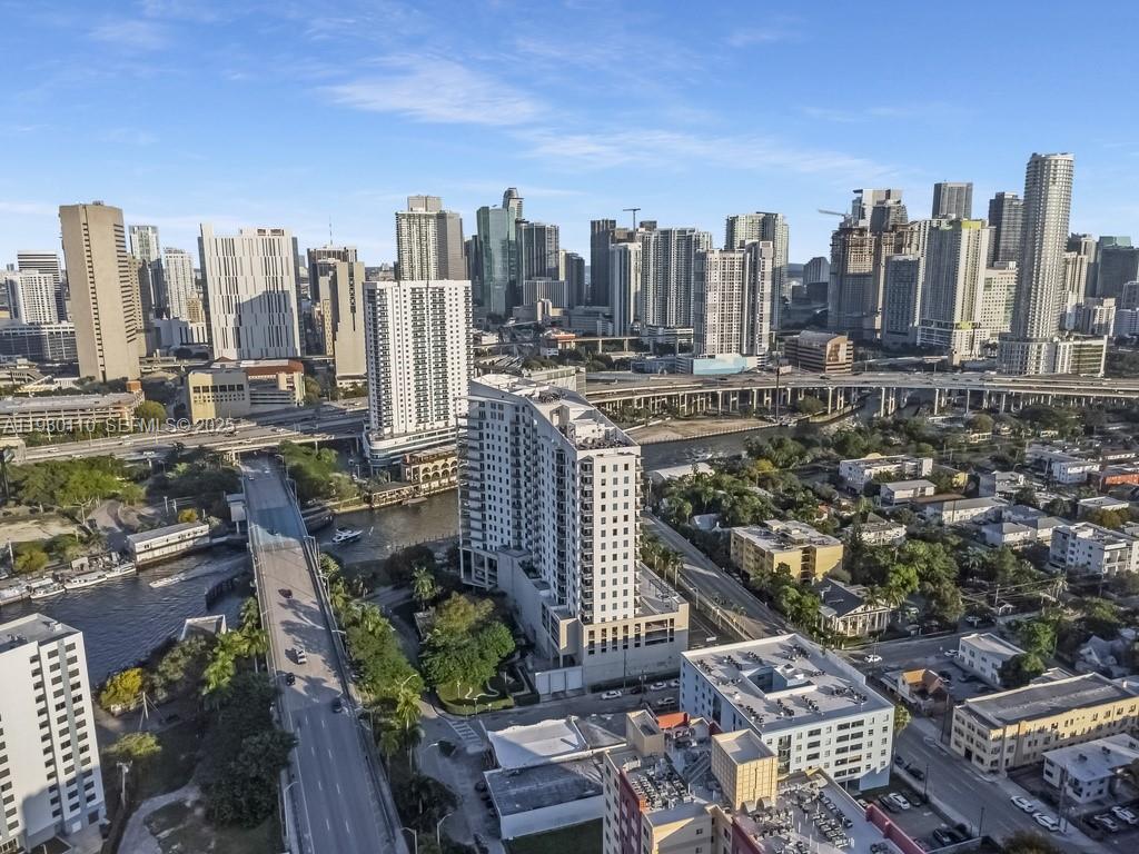 NEO CONDO - Residential