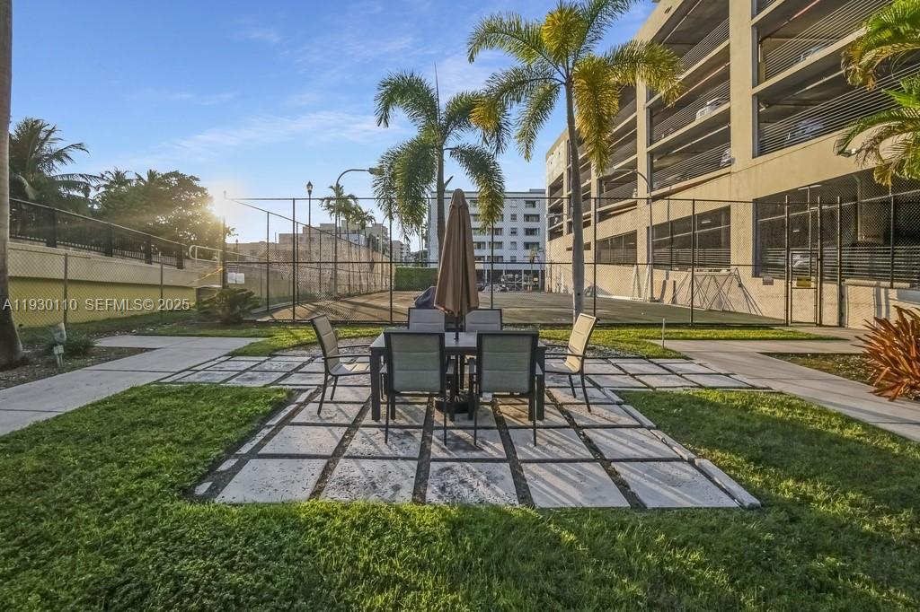 NEO CONDO - Residential