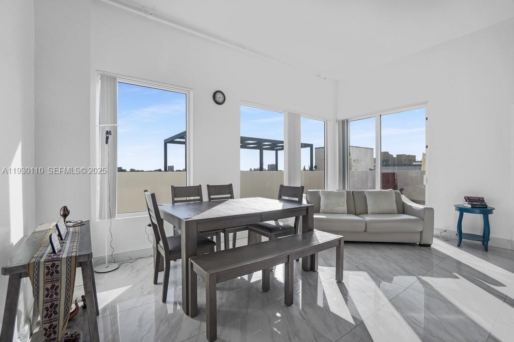 NEO CONDO - Residential