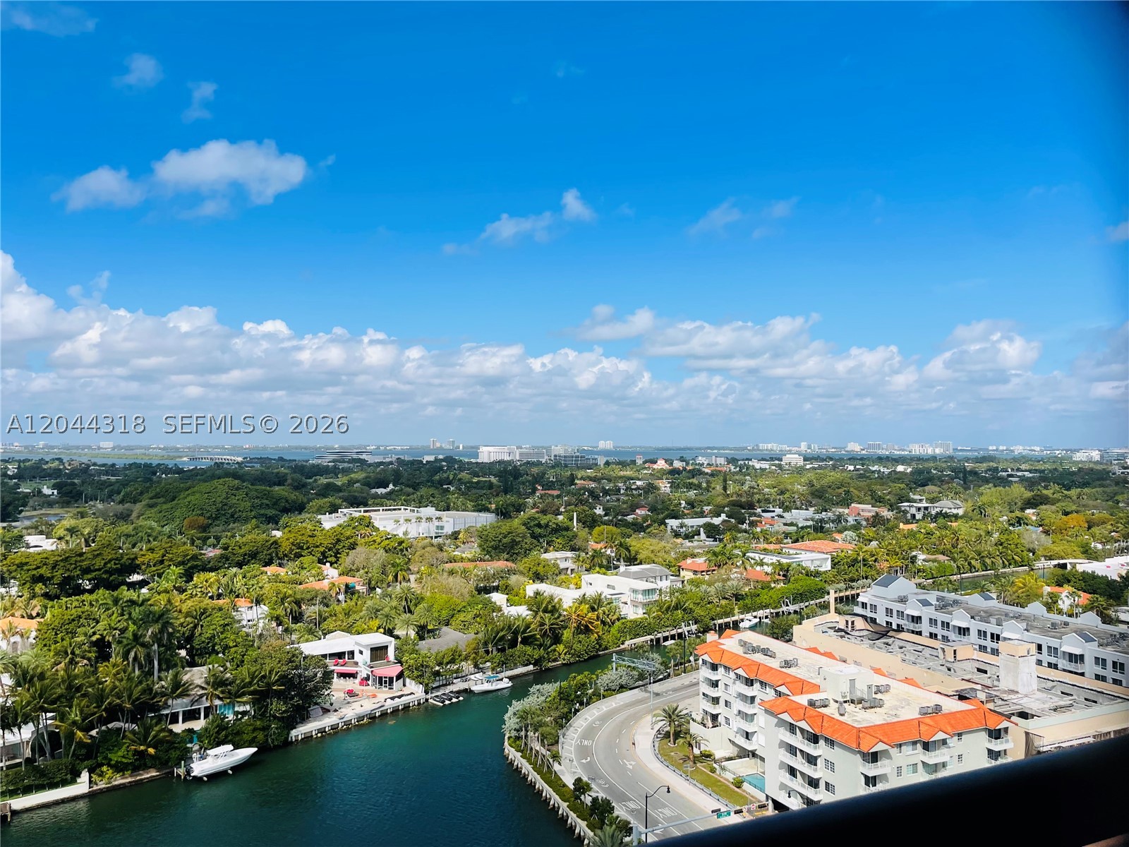 CLUB ATLANTIS CONDO - Residential