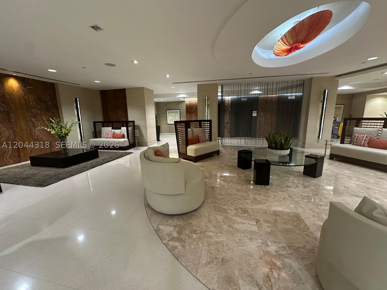 CLUB ATLANTIS CONDO - Residential