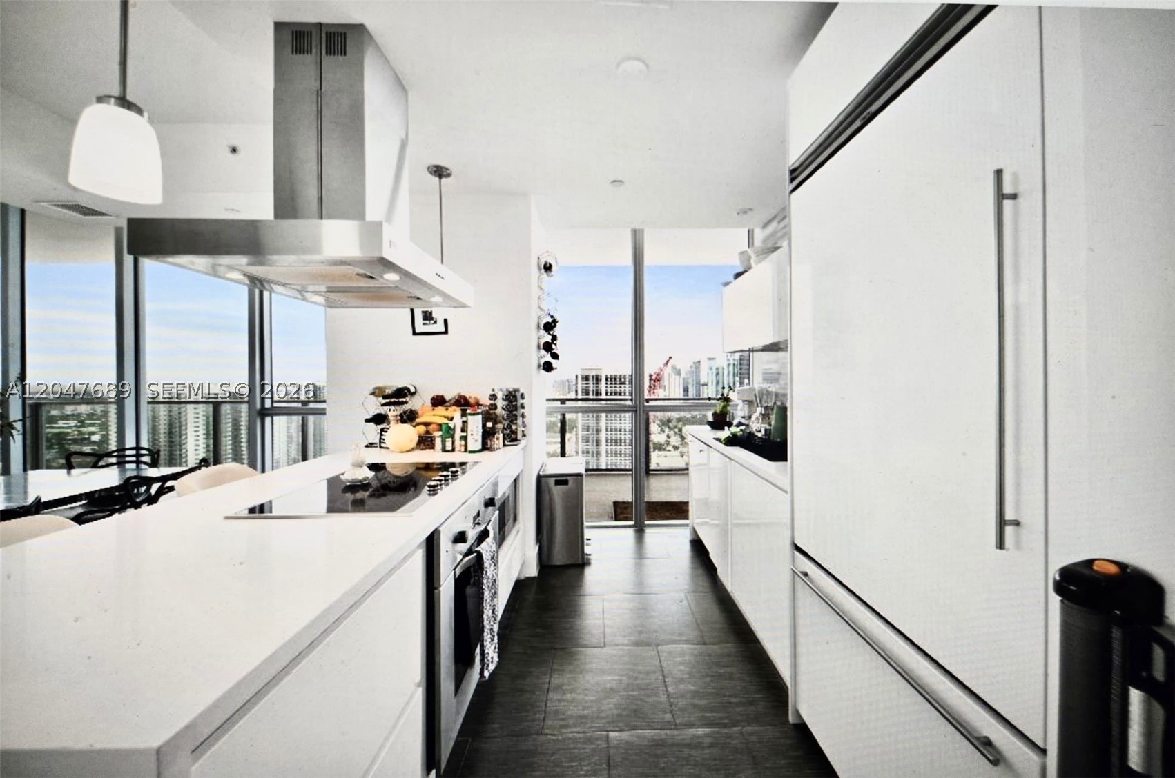 MARQUIS CONDO - Residential