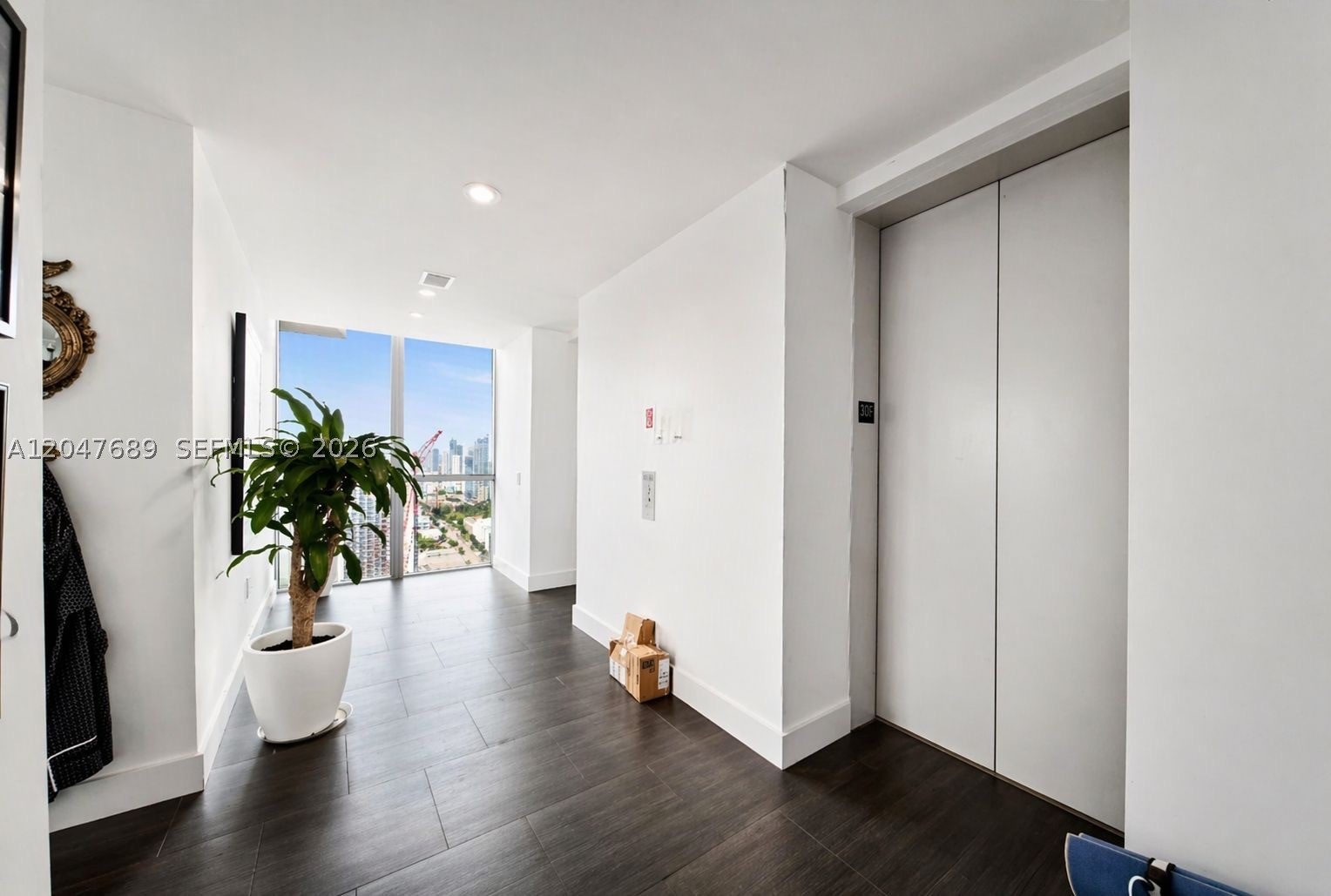 MARQUIS CONDO - Residential