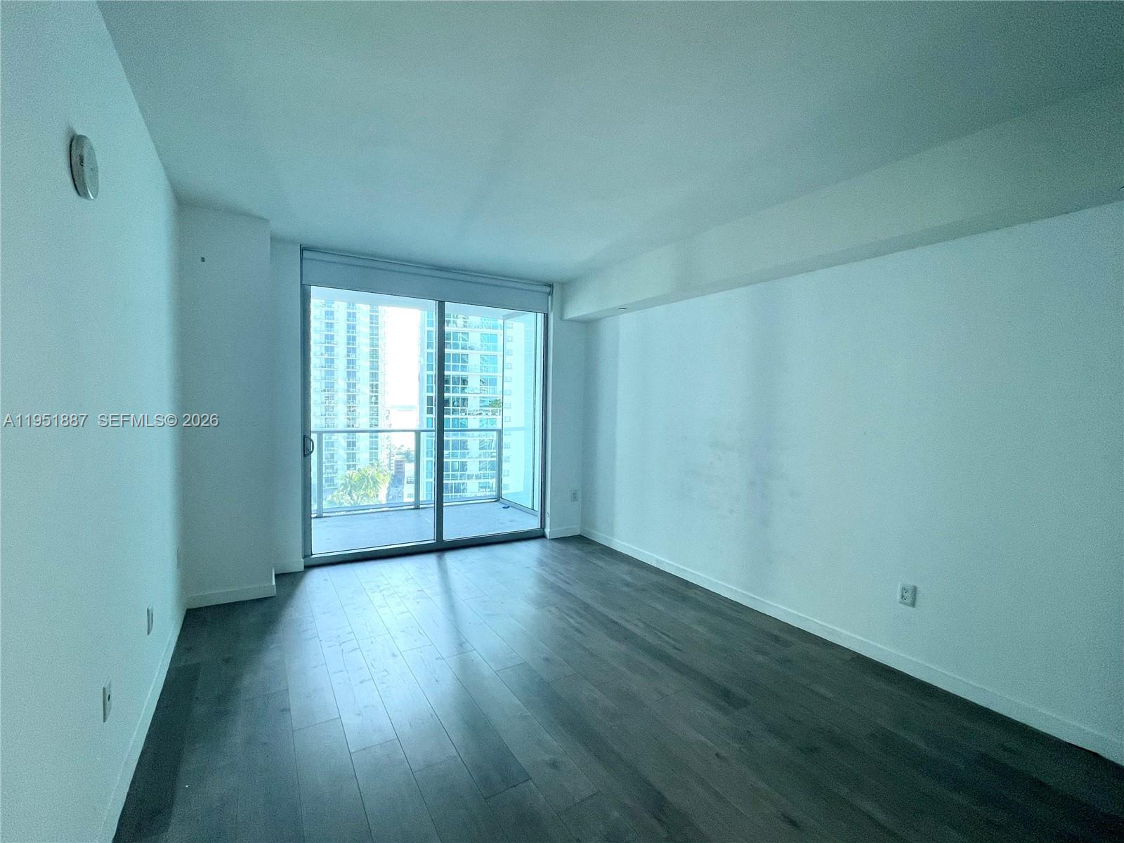 1100 MILLECENTO RESIDENCE - Residential