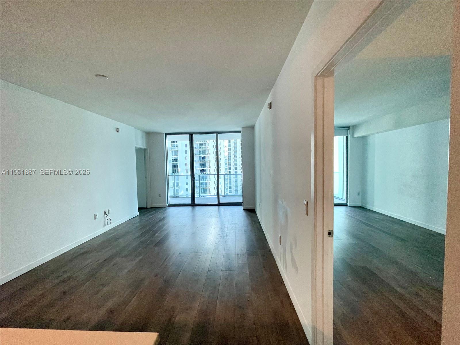 1100 MILLECENTO RESIDENCE - Residential