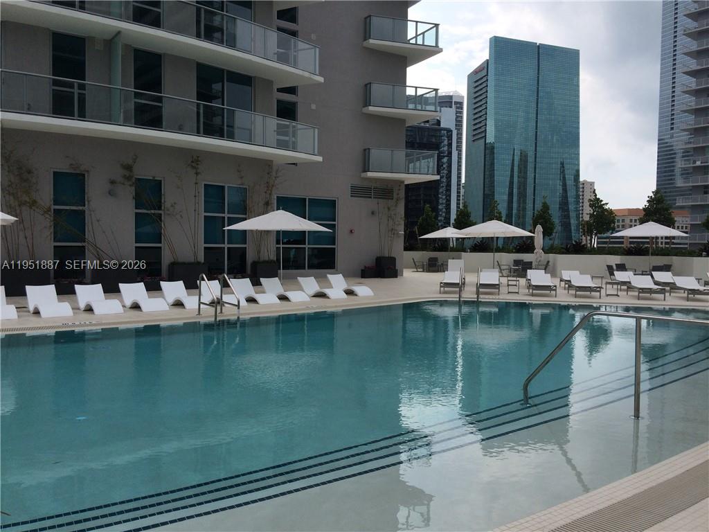 1100 MILLECENTO RESIDENCE - Residential