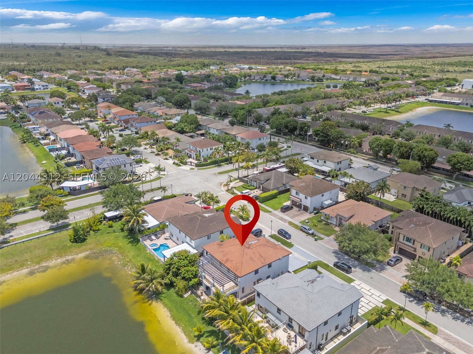 A B AT TAMIAMI TRAIL PHAS - Residential