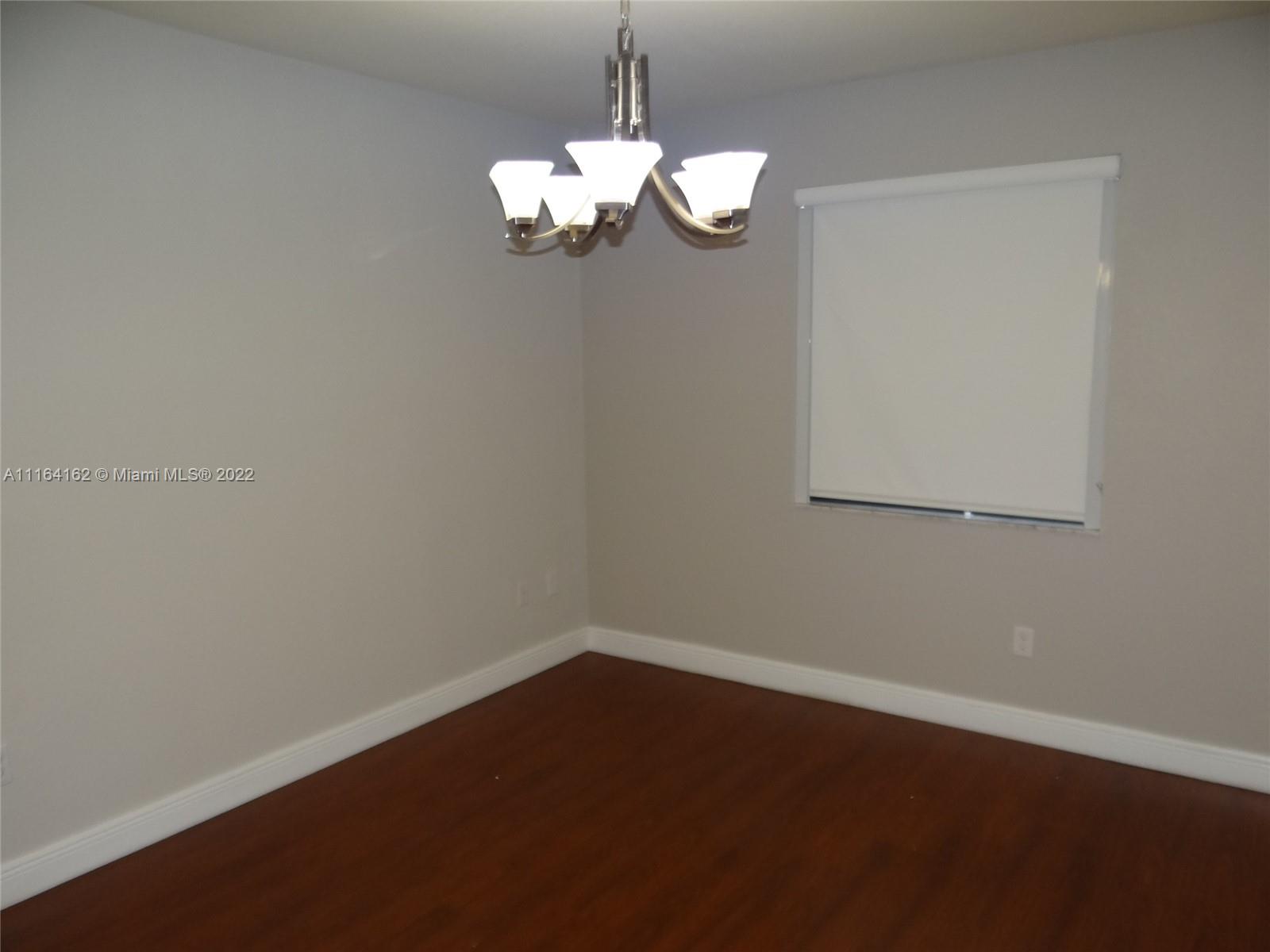 DORAL BREEZE - Residential
