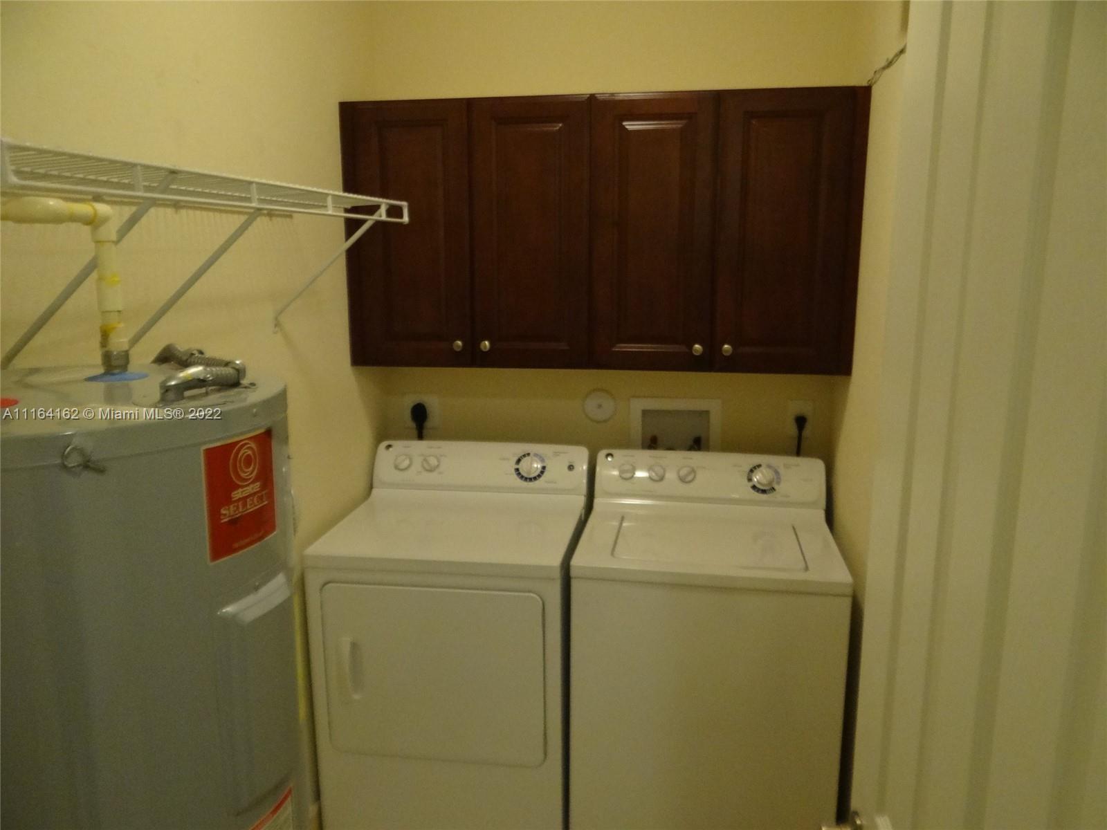DORAL BREEZE - Residential