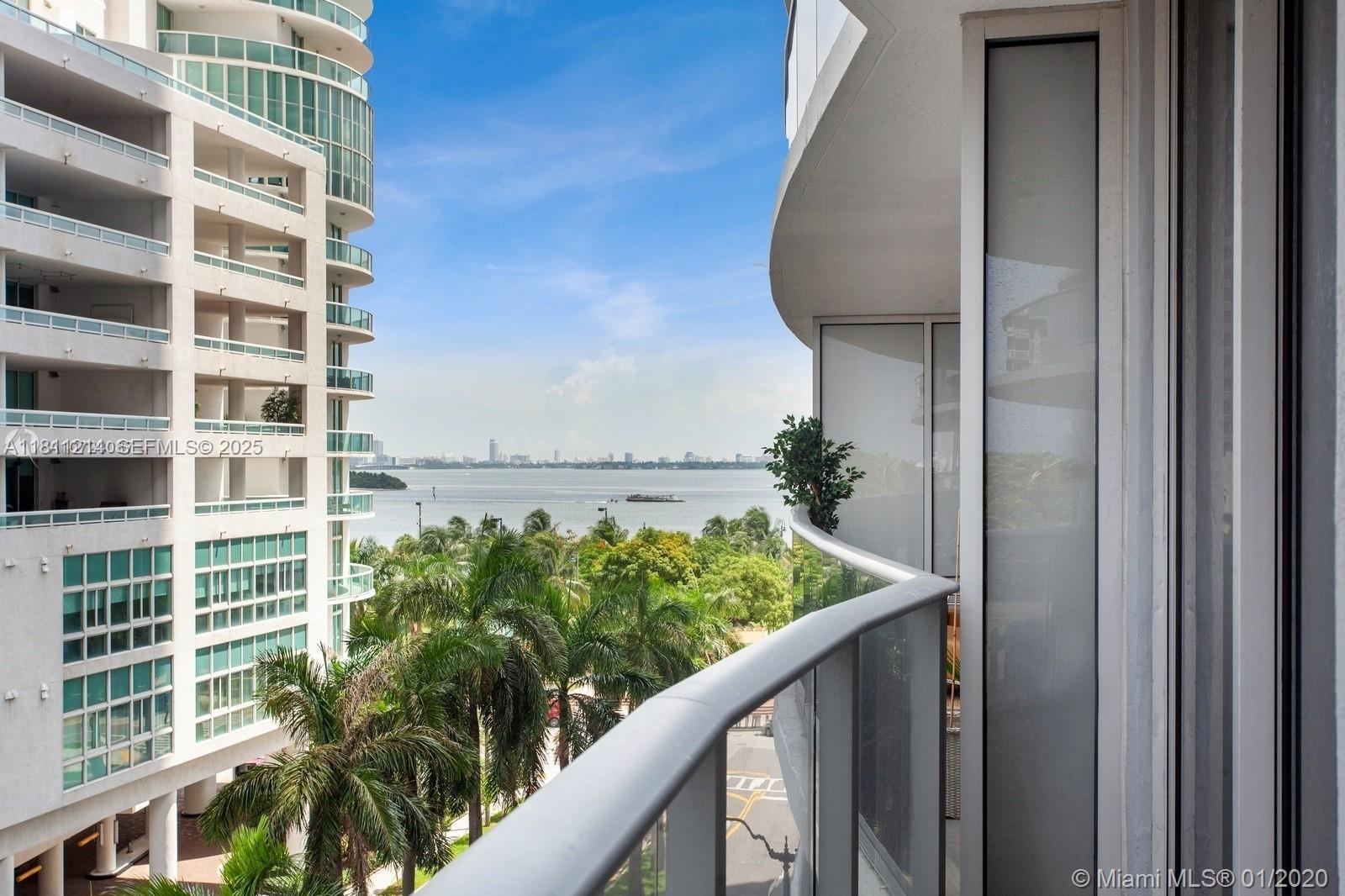 ARIA ON THE BAY CONDO - Residential