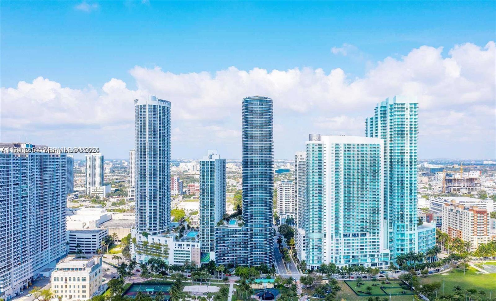 ARIA ON THE BAY CONDO - Residential