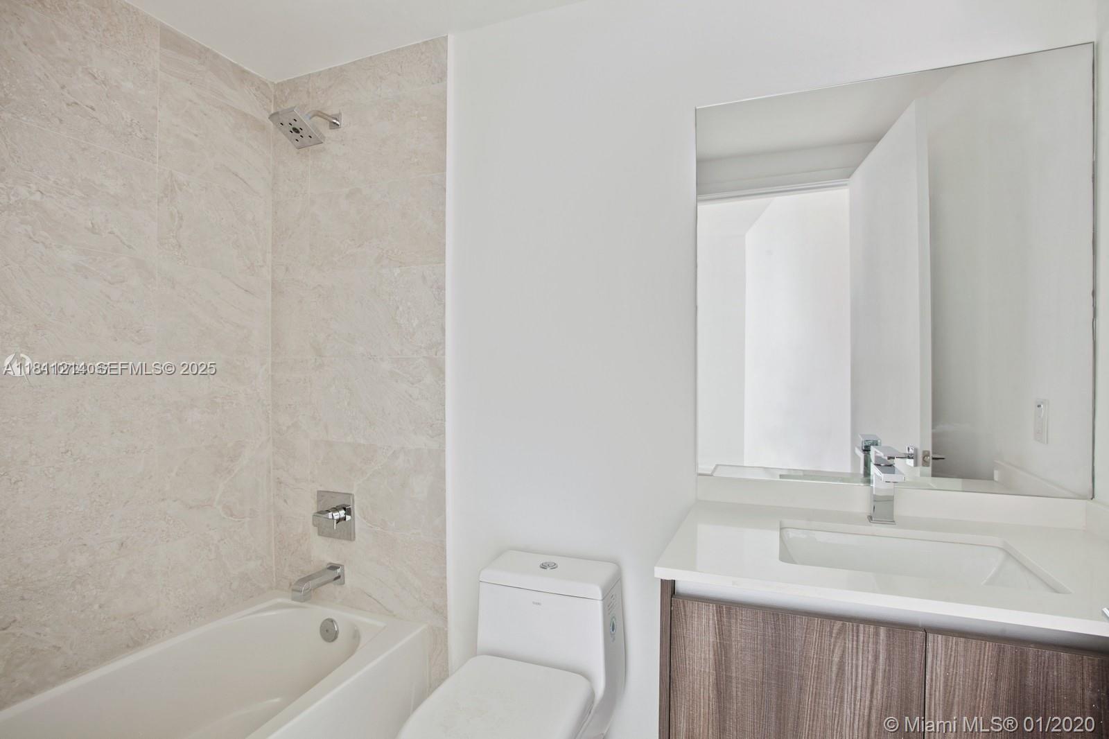ARIA ON THE BAY CONDO - Residential