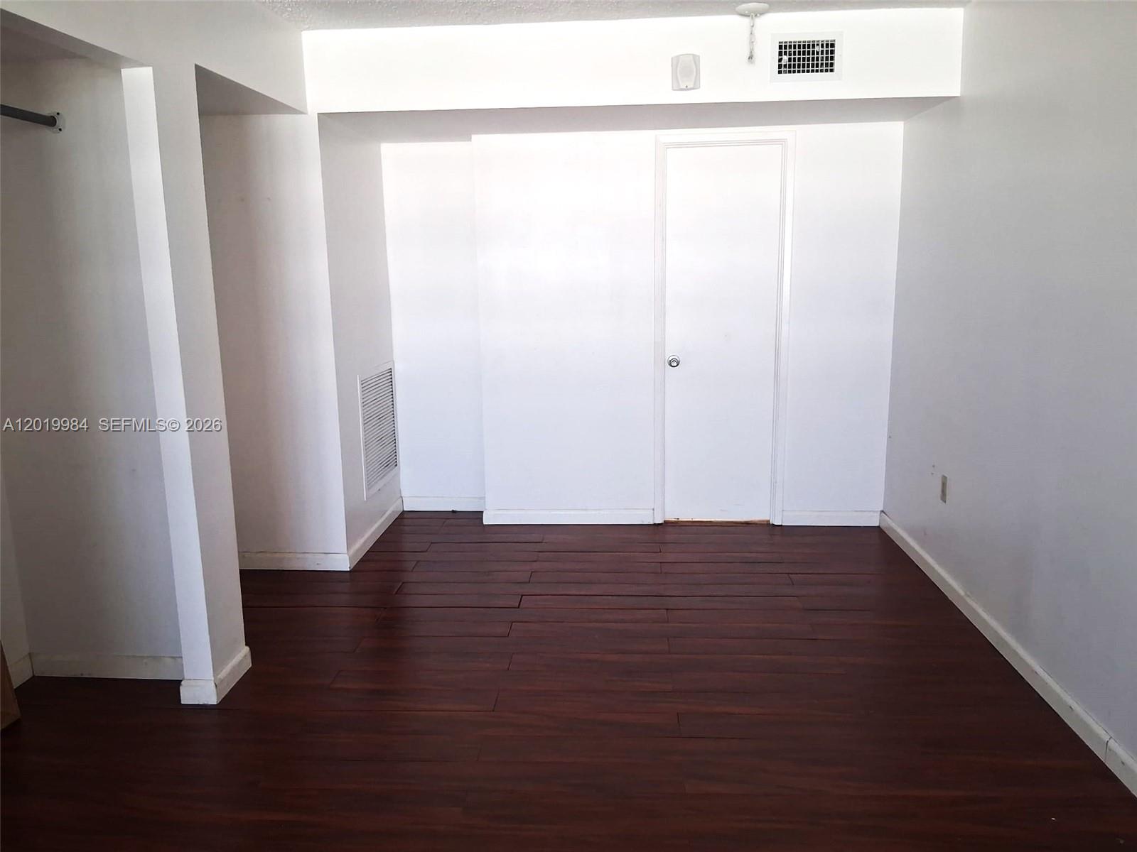 JADE WINDS GROUP - - Residential