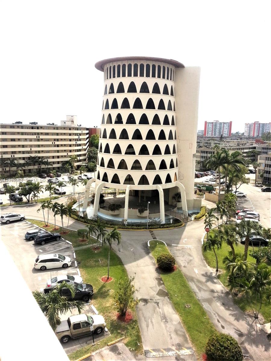 JADE WINDS GROUP - - Residential