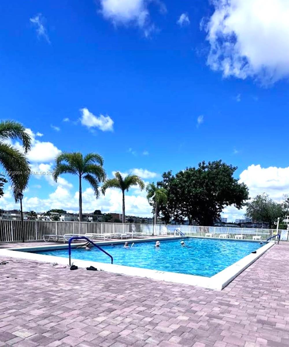 JADE WINDS GROUP - - Residential