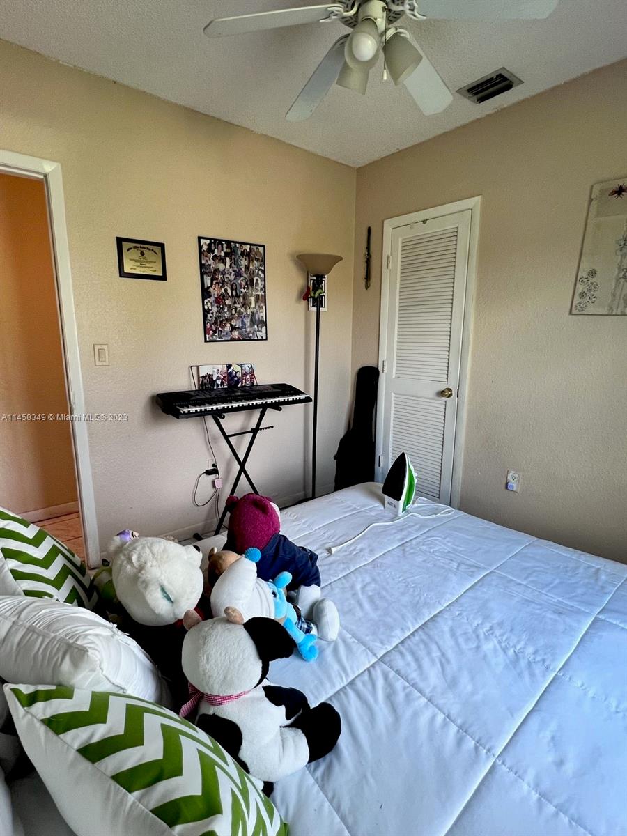 RICHMOND HEIGHTS - Residential