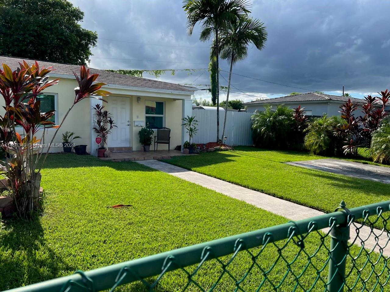 RICHMOND HEIGHTS - Residential