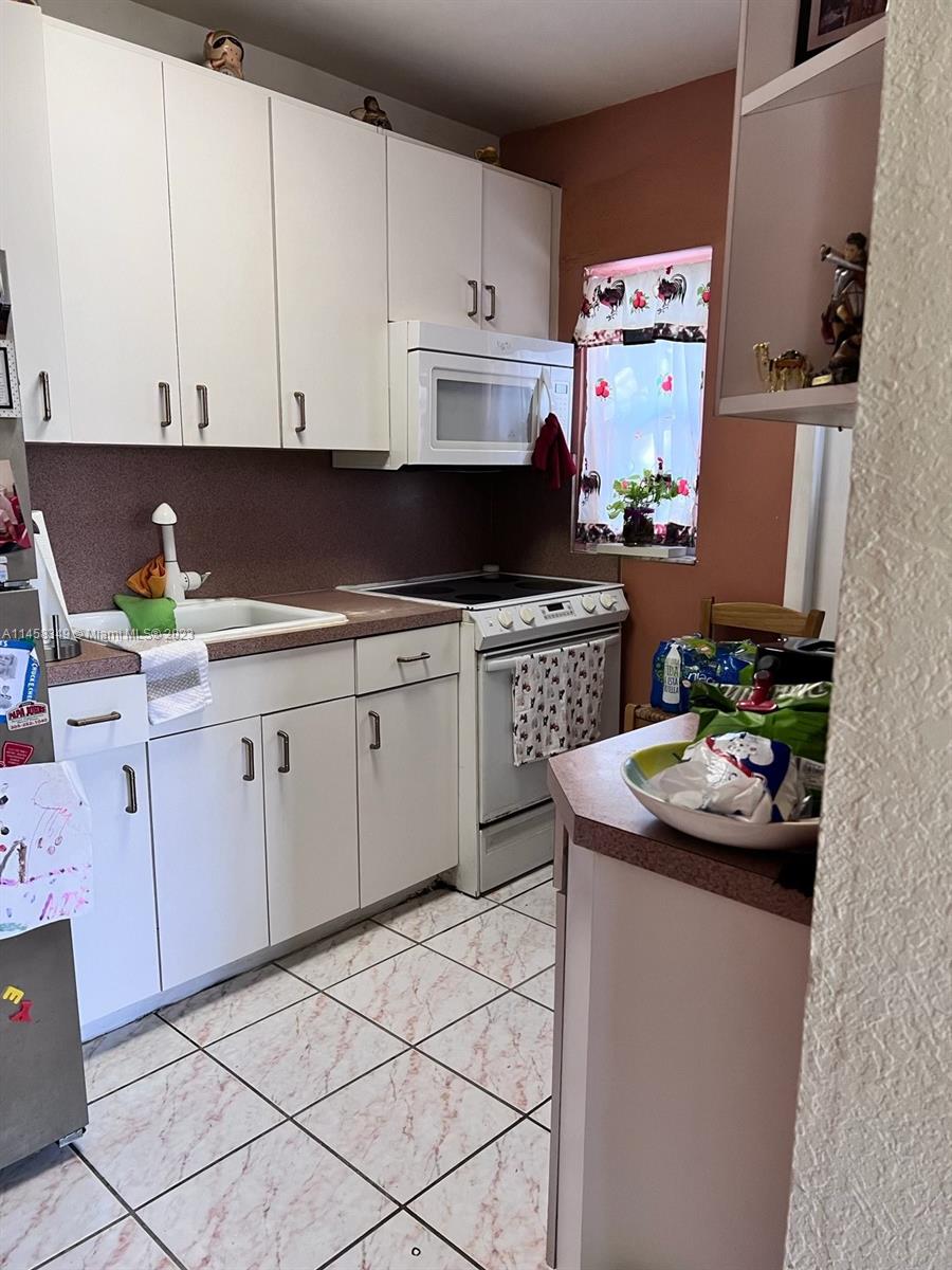 RICHMOND HEIGHTS - Residential