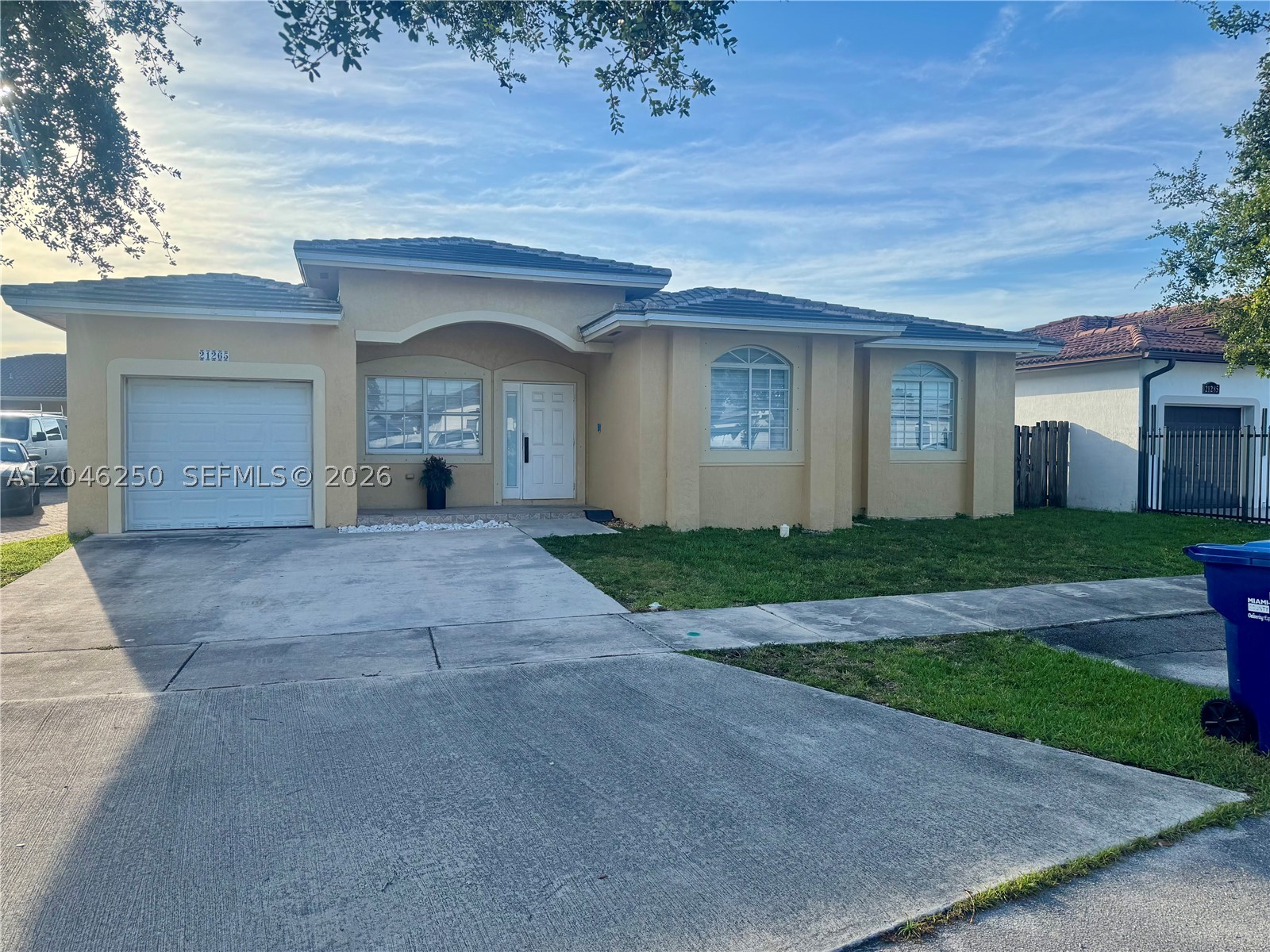 Beautiful remodeled home. 3 Beds 2 full baths. Tile floors, stunning kitchen with spacious Island. New roof from 2021. Seller must needs Post occupancy. Call or text listing agent for showing instructions.