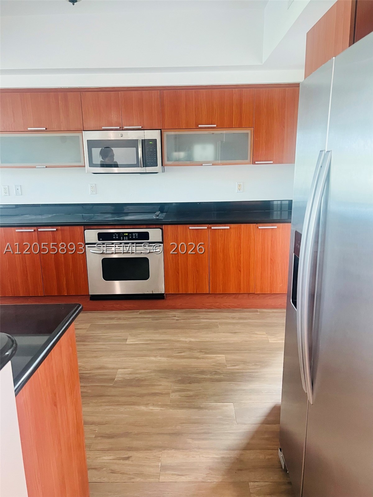 THE OAKS I CONDO - Residential