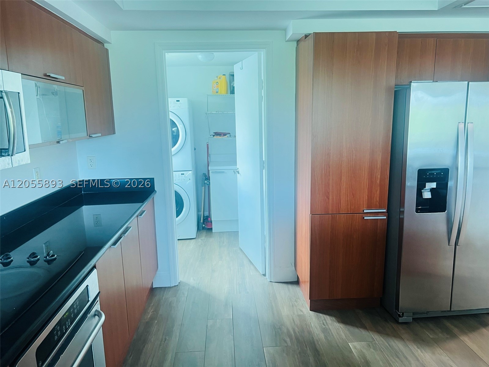 THE OAKS I CONDO - Residential