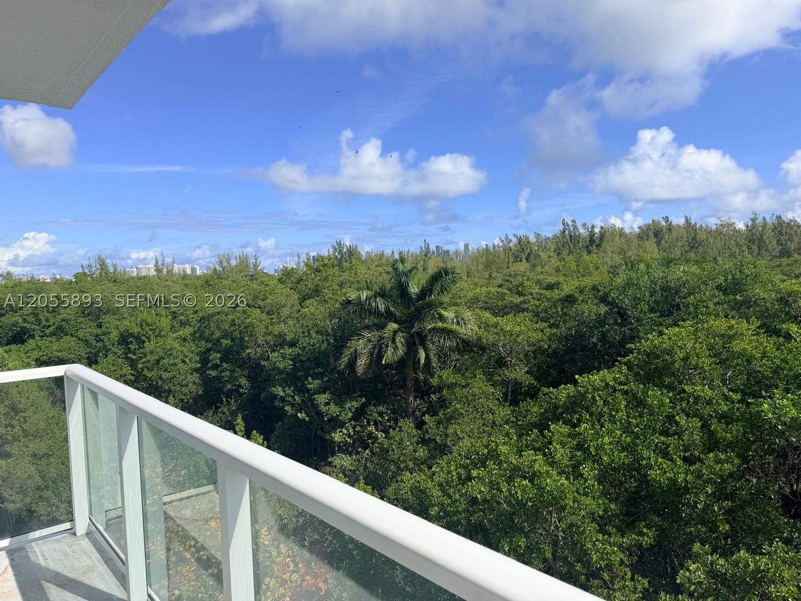 THE OAKS I CONDO - Residential