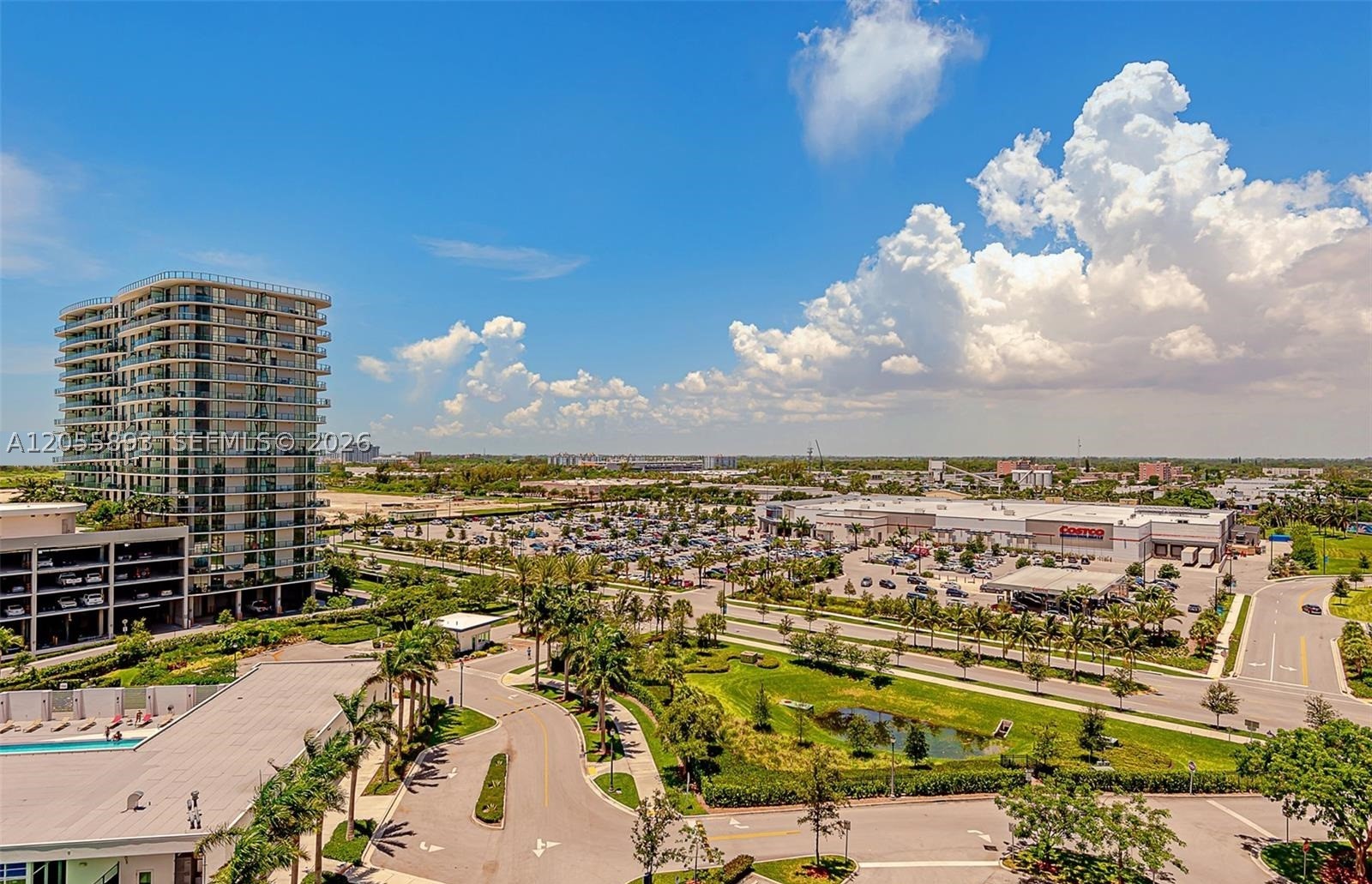 THE OAKS I CONDO - Residential