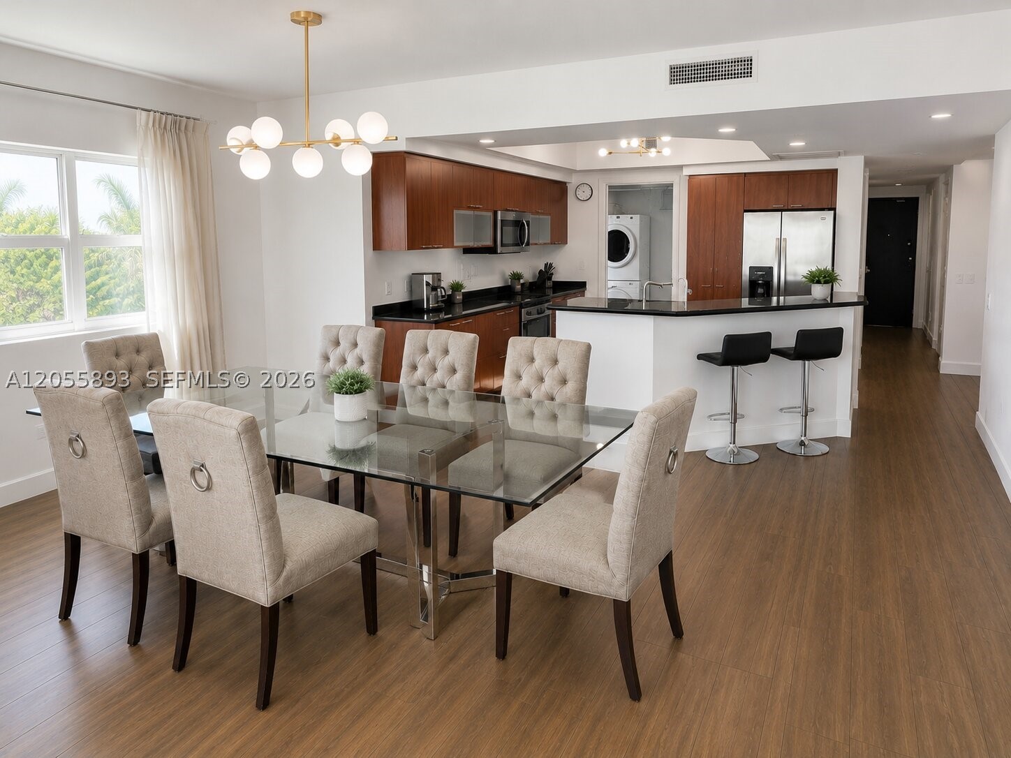 THE OAKS I CONDO - Residential