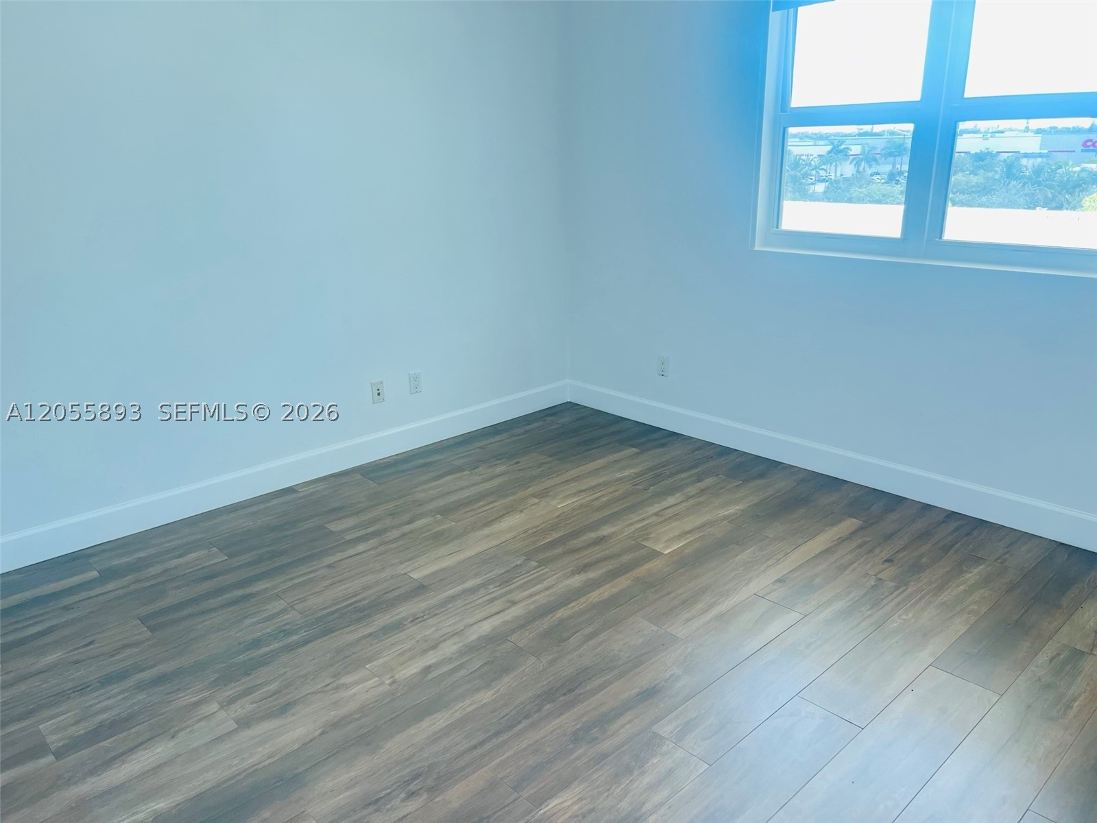 THE OAKS I CONDO - Residential