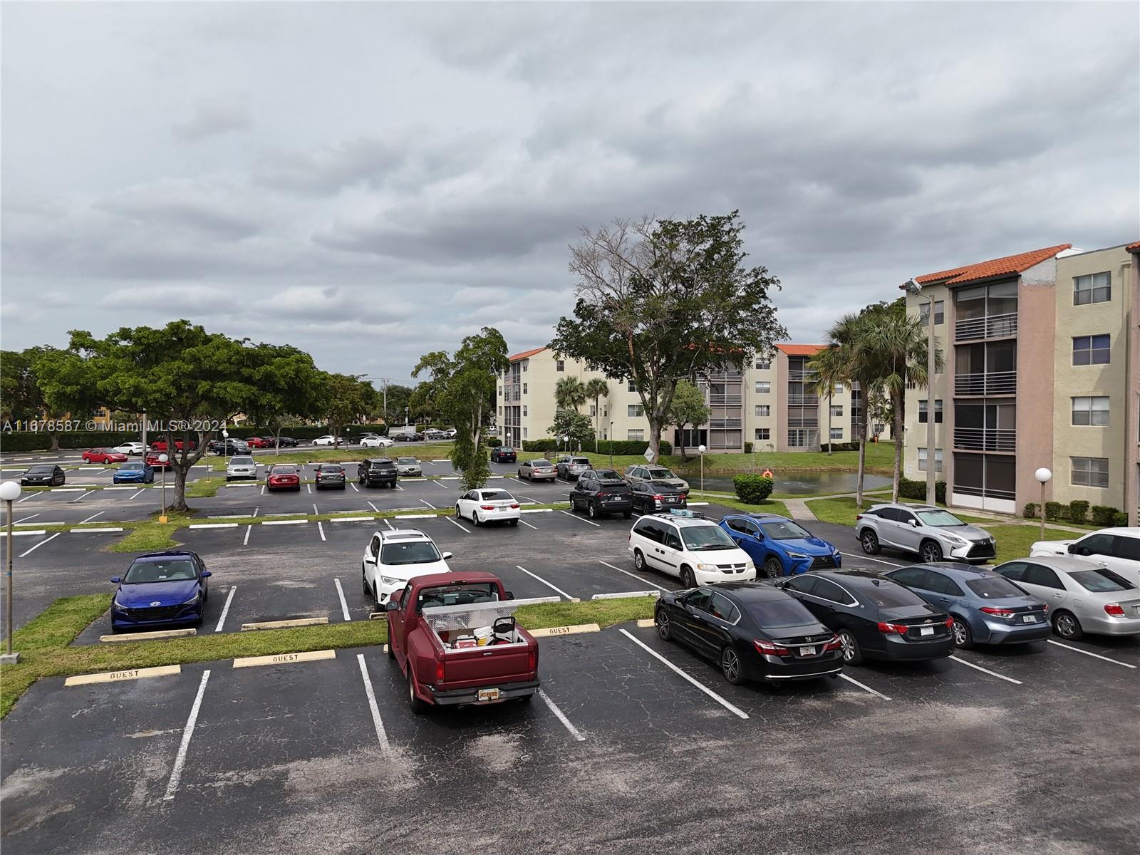 COURTYARDS OF BROWARD CON - Residential