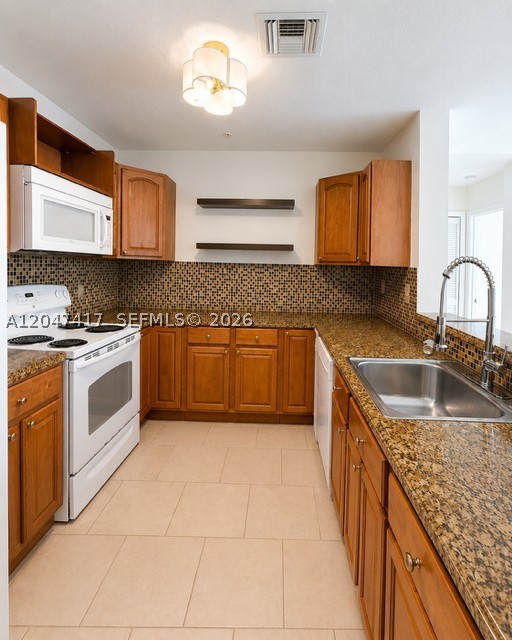 VILLAGE AT ABACOA CONDOMIN - Residential Lease