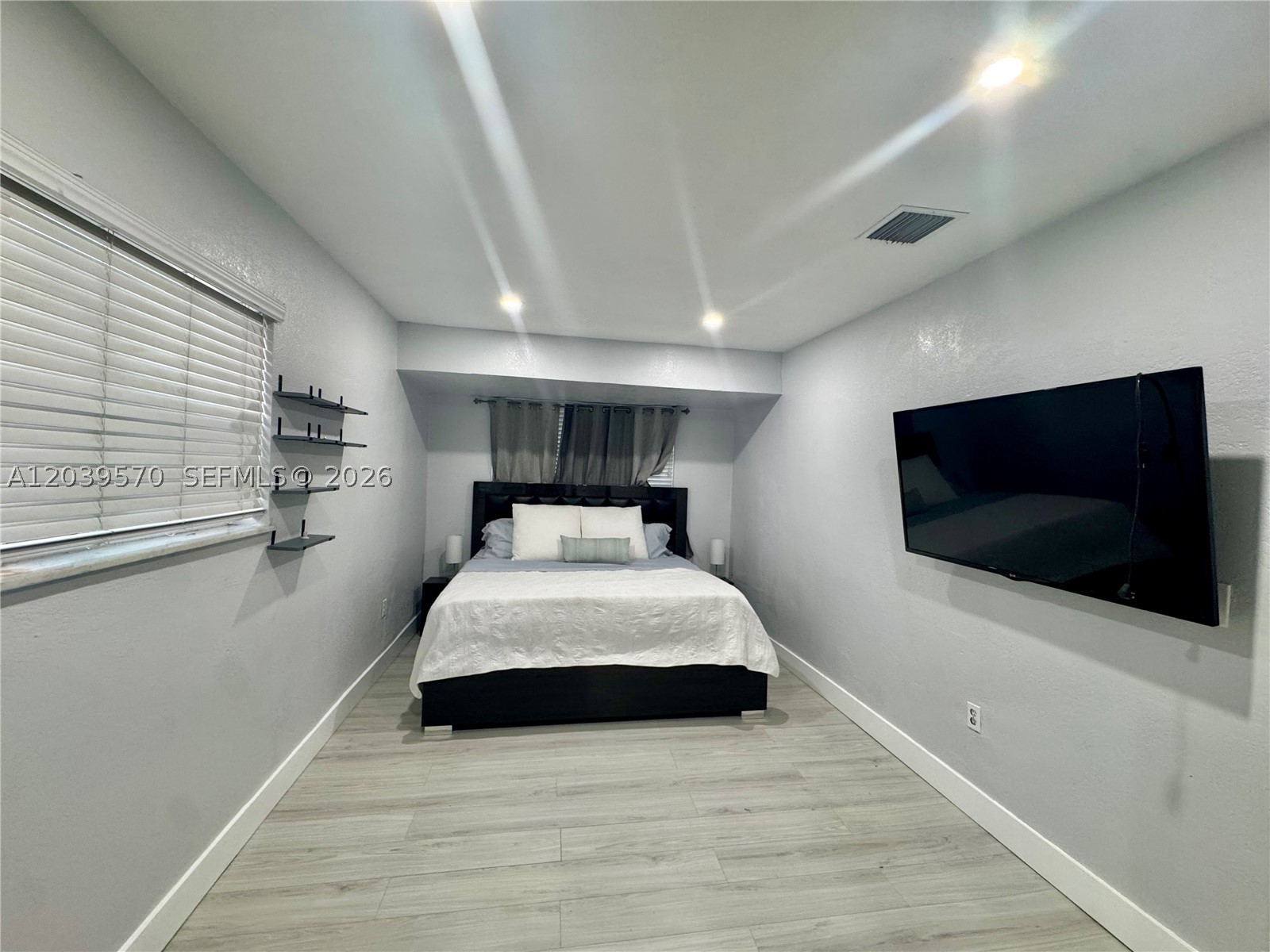 DRIFTWOOD ESTATES NO 2 - Residential