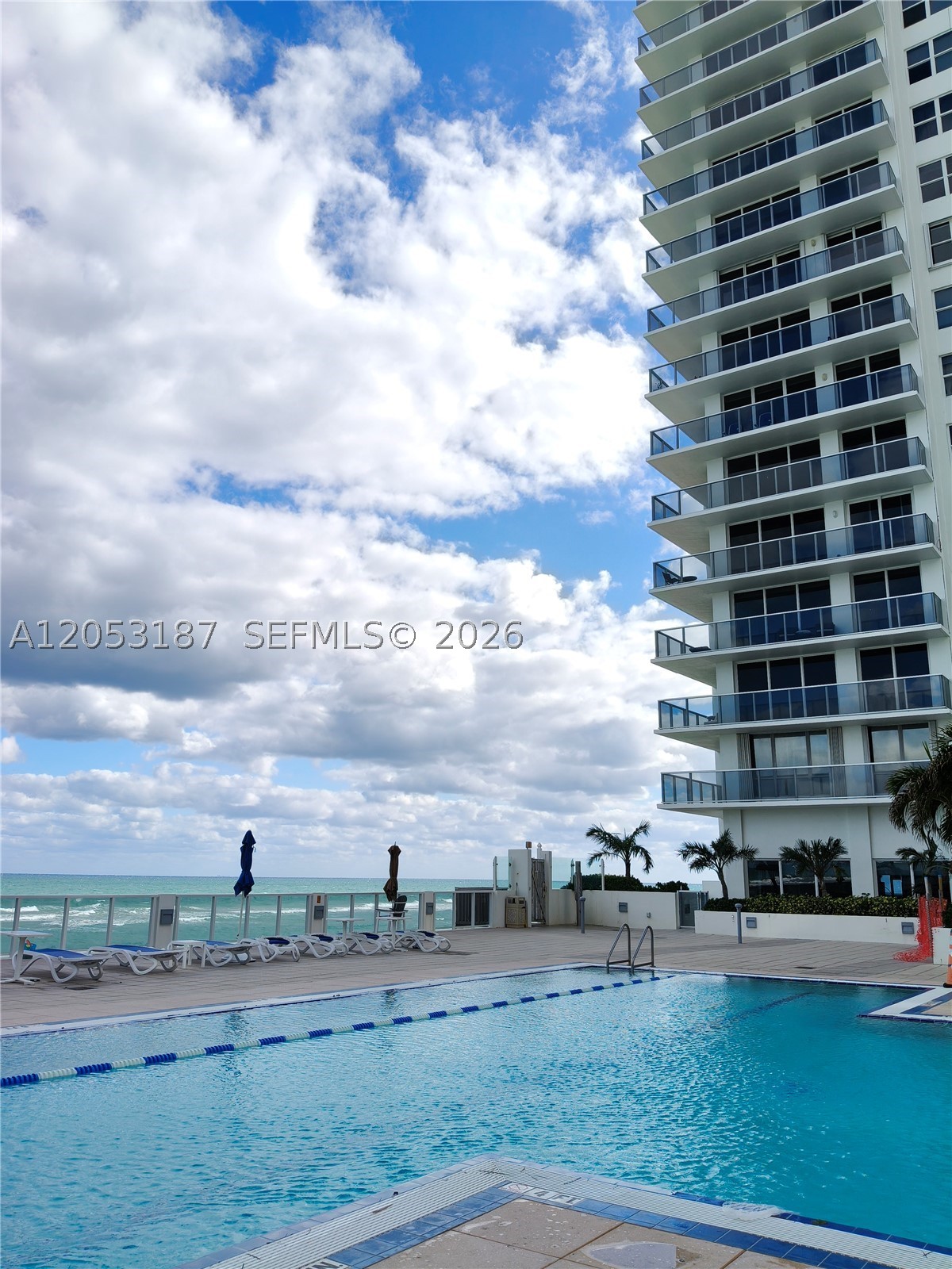 AQUARIUS CONDO - Residential
