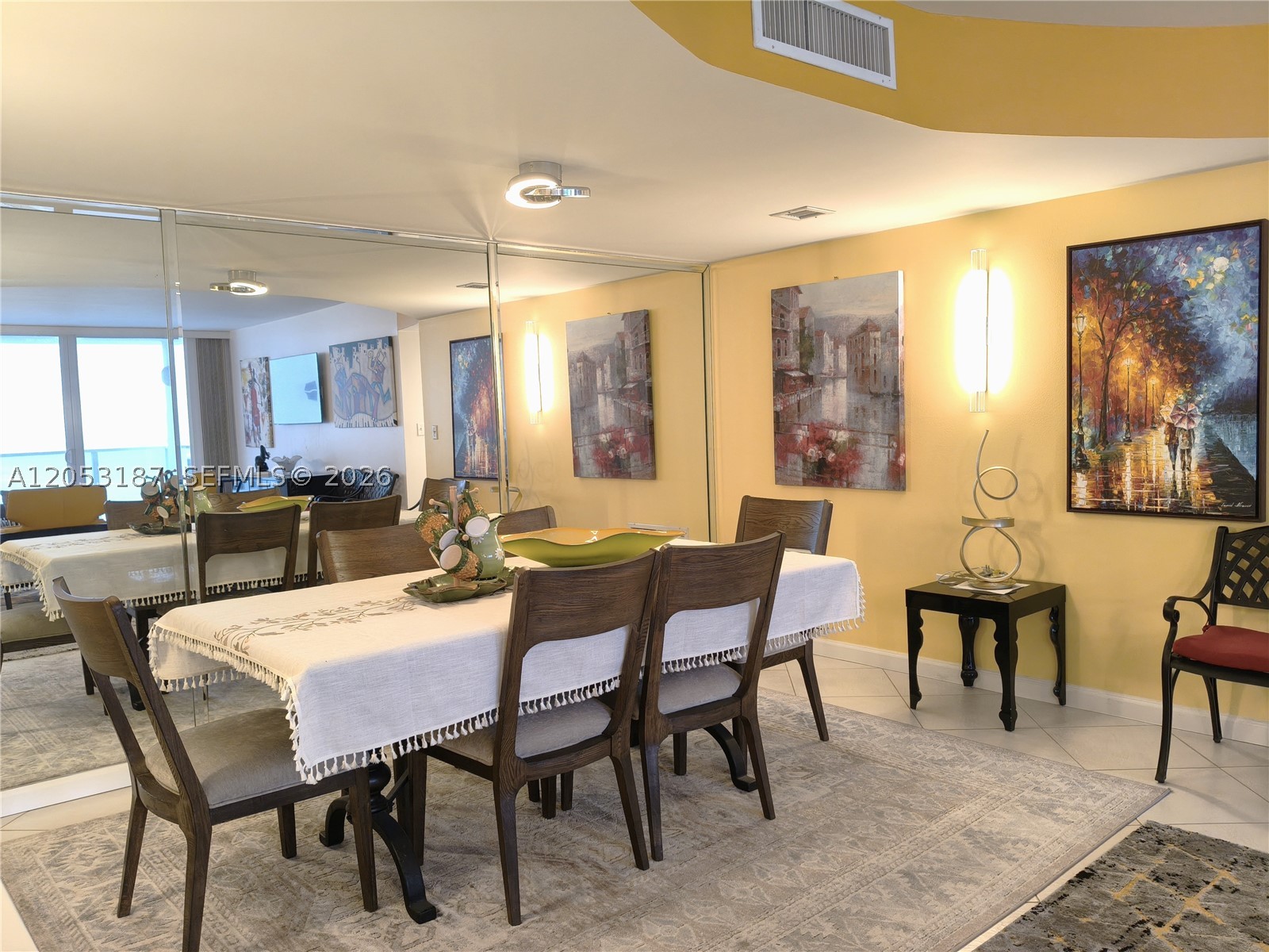 AQUARIUS CONDO - Residential