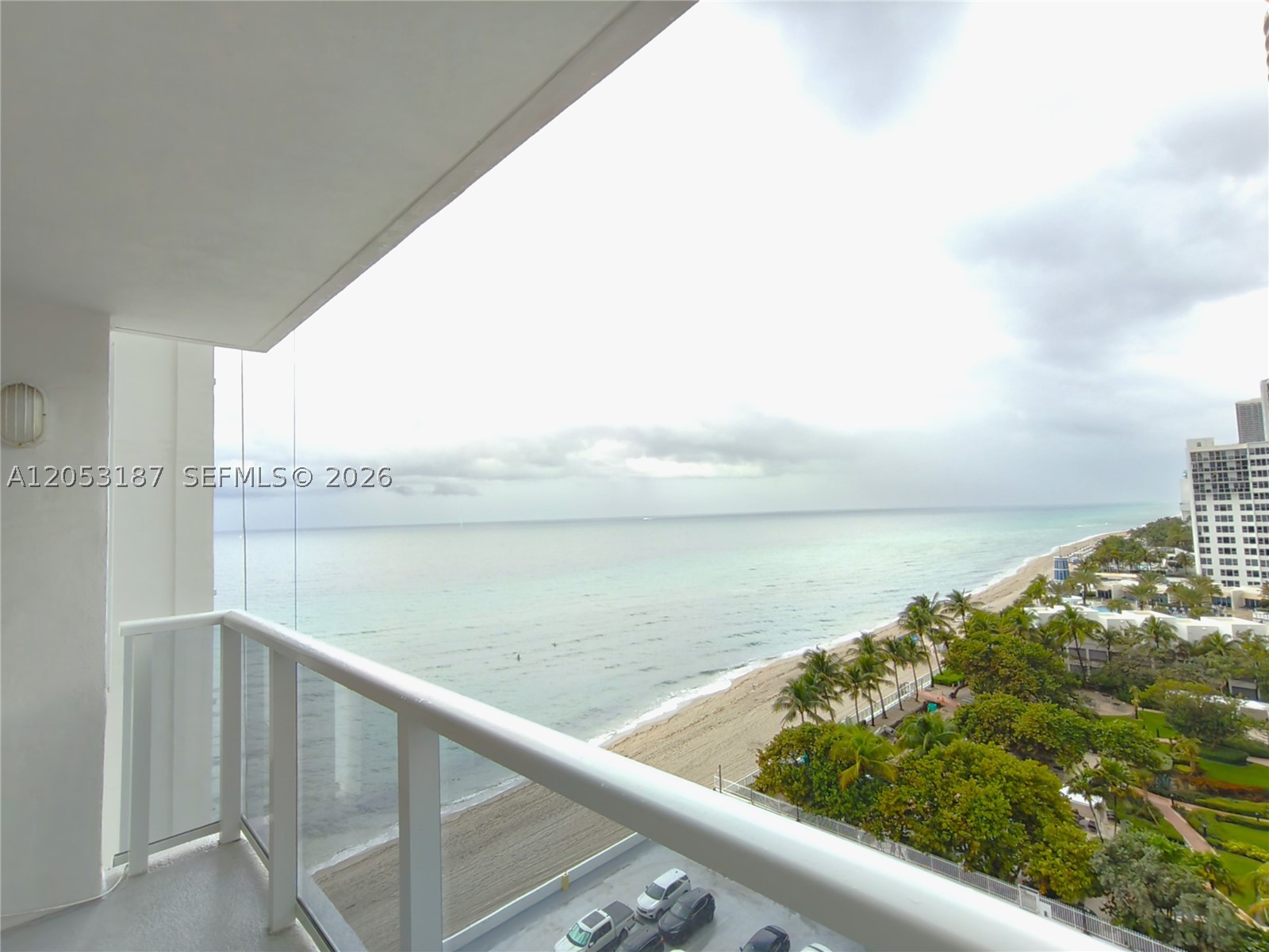 AQUARIUS CONDO - Residential