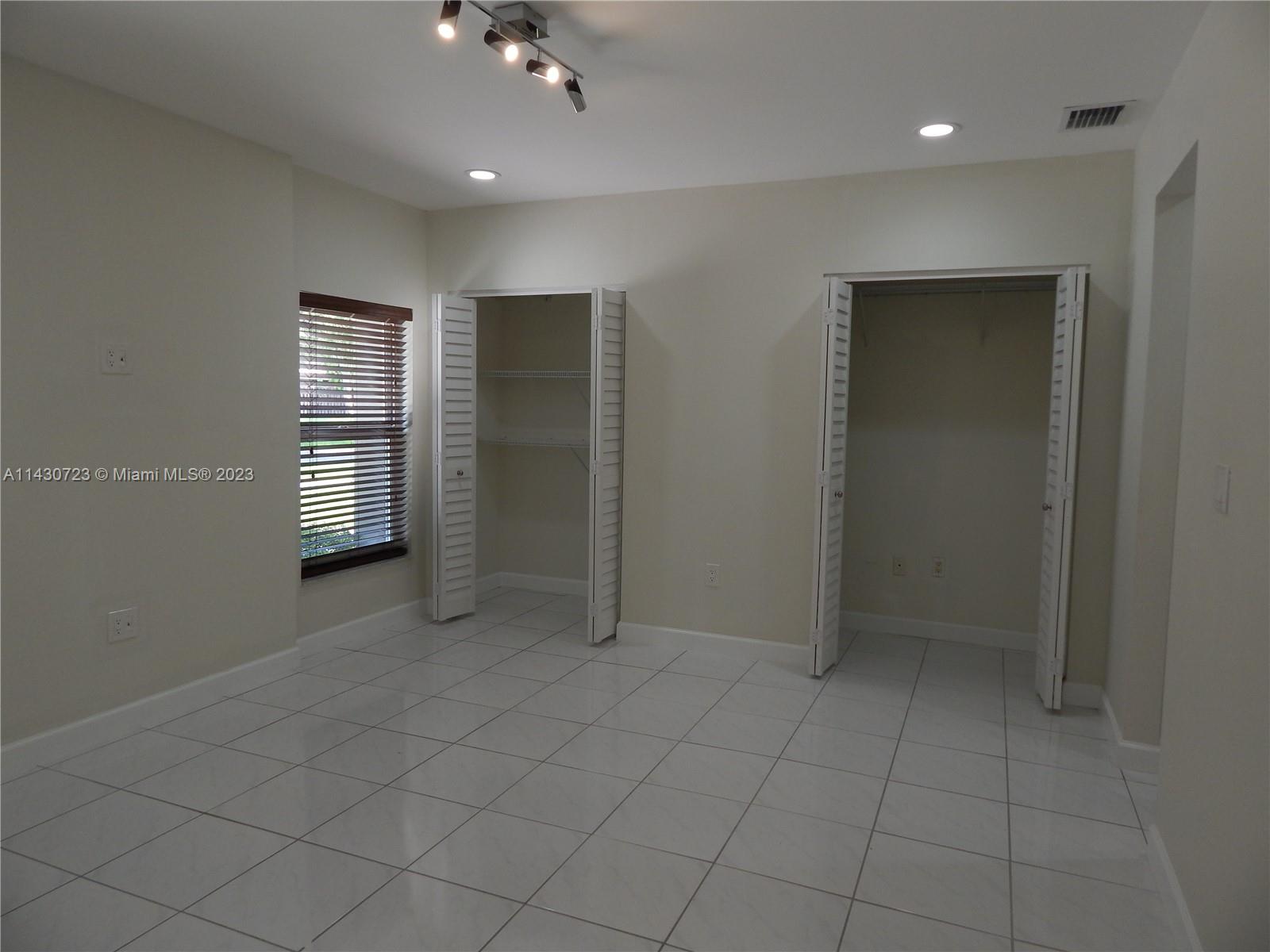 TIMBERWOOD ESTATES - Residential Lease
