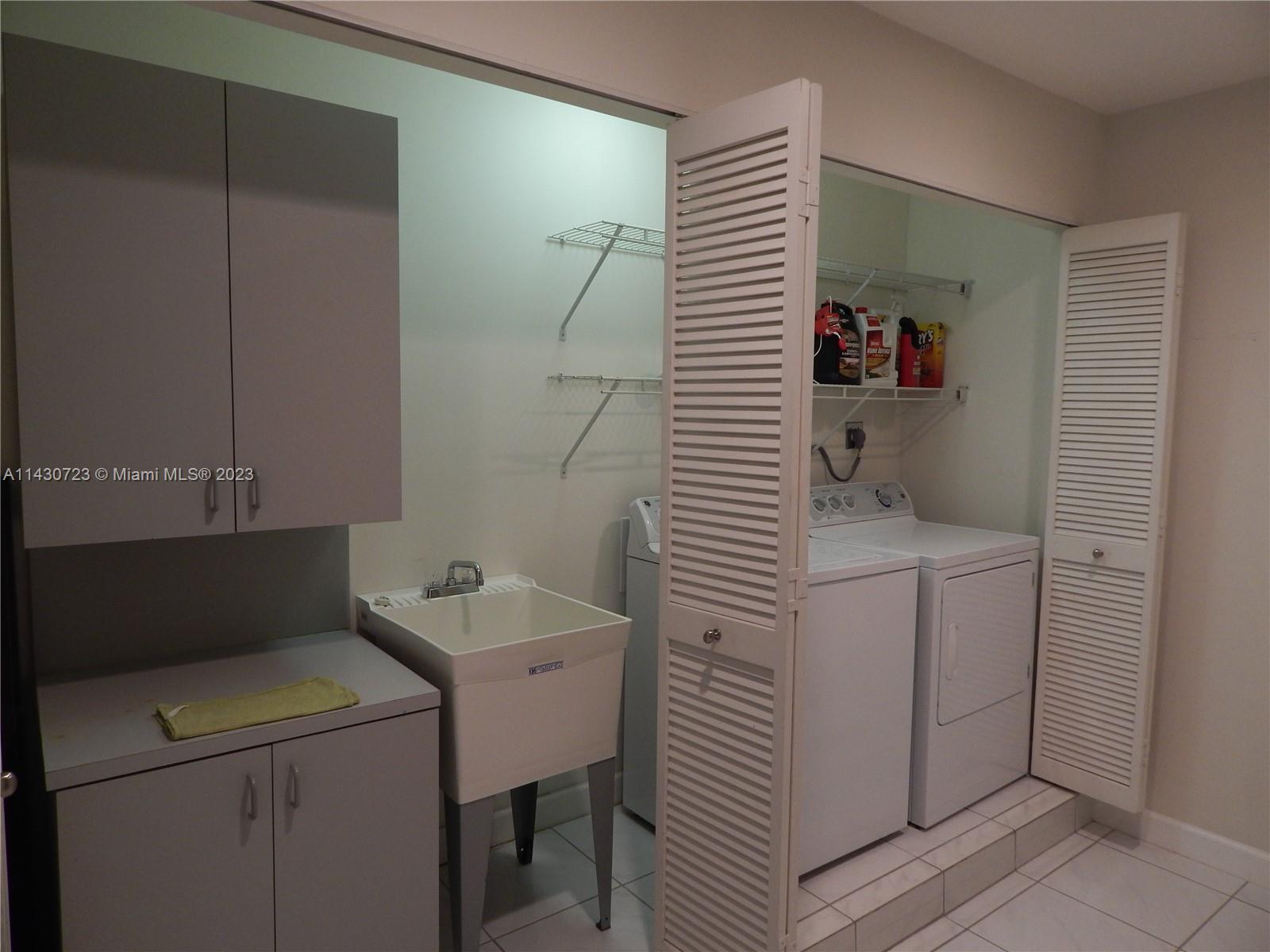 TIMBERWOOD ESTATES - Residential Lease