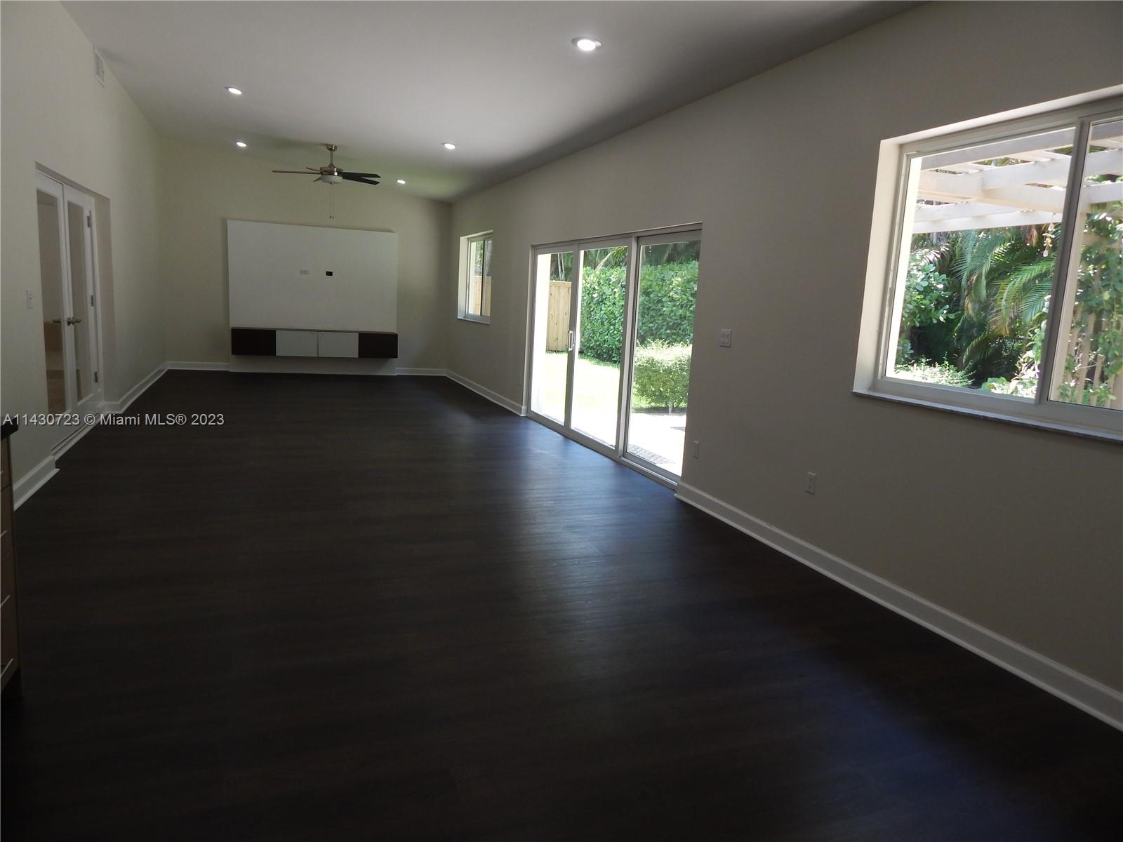TIMBERWOOD ESTATES - Residential Lease
