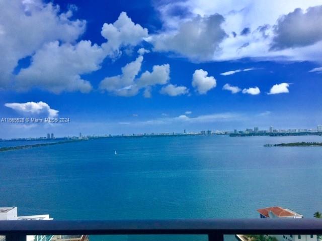 ICON BAY CONDO - Residential Lease