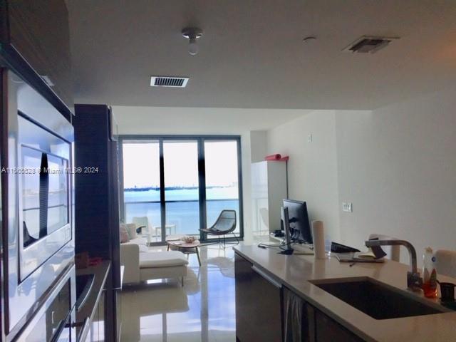 ICON BAY CONDO - Residential Lease