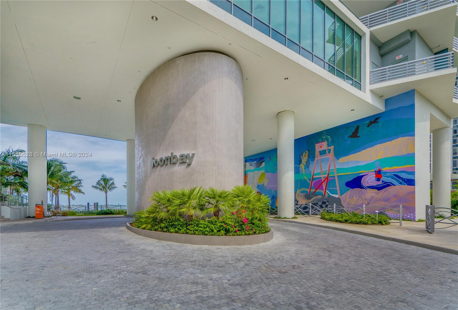 ICON BAY CONDO - Residential Lease
