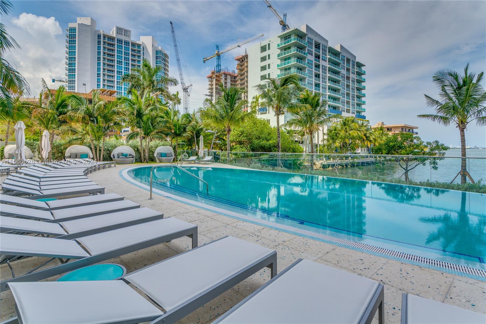 ICON BAY CONDO - Residential Lease