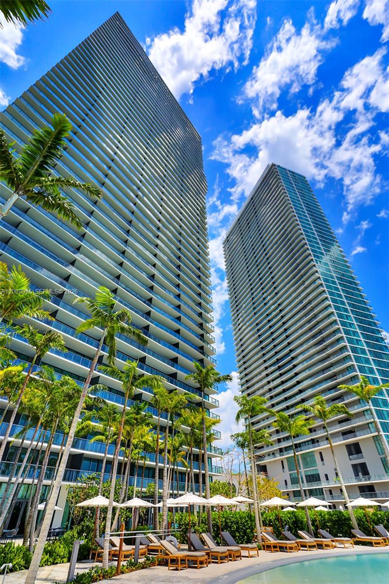 GRAN PARAISO CONDO - Residential