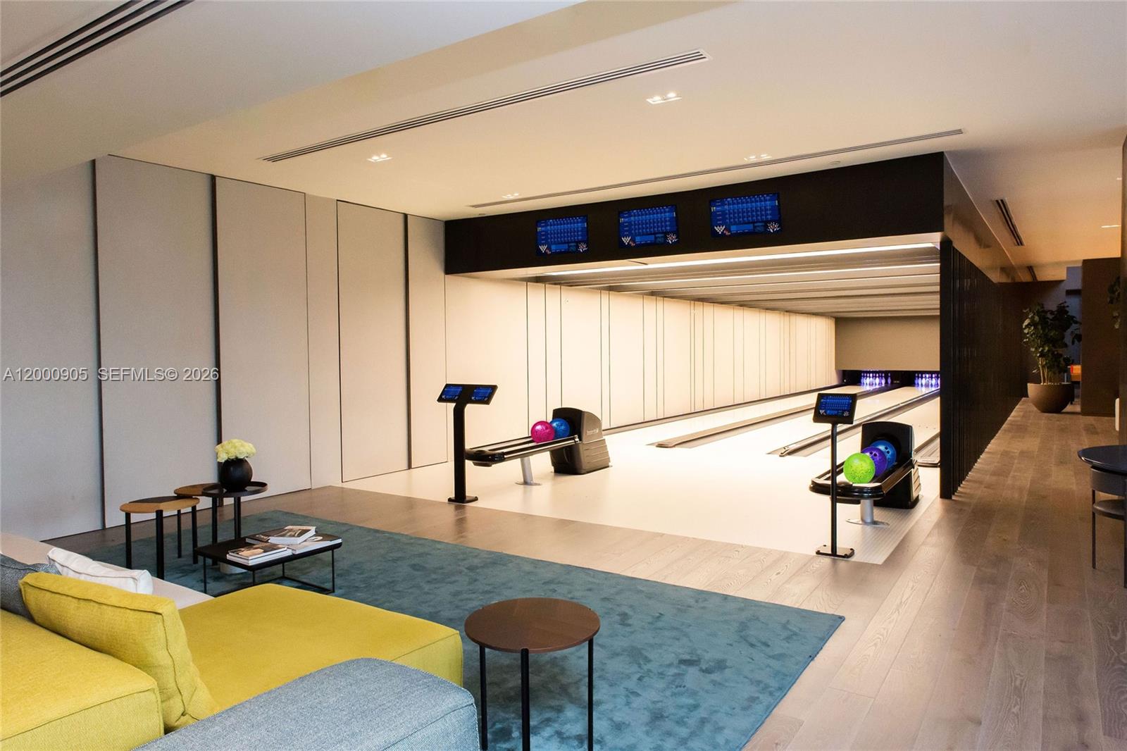 GRAN PARAISO CONDO - Residential