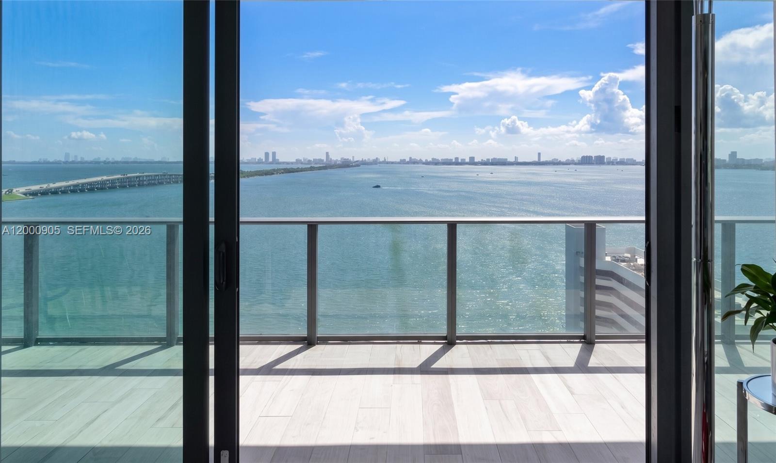 GRAN PARAISO CONDO - Residential
