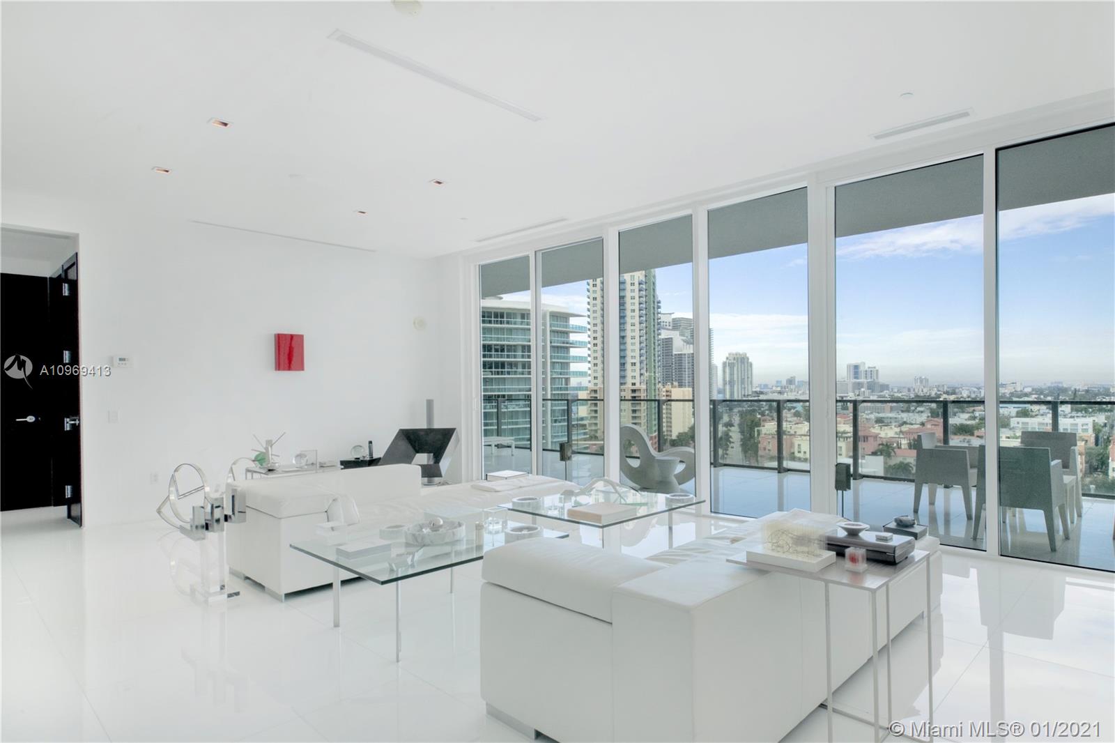 APOGEE CONDO - Residential