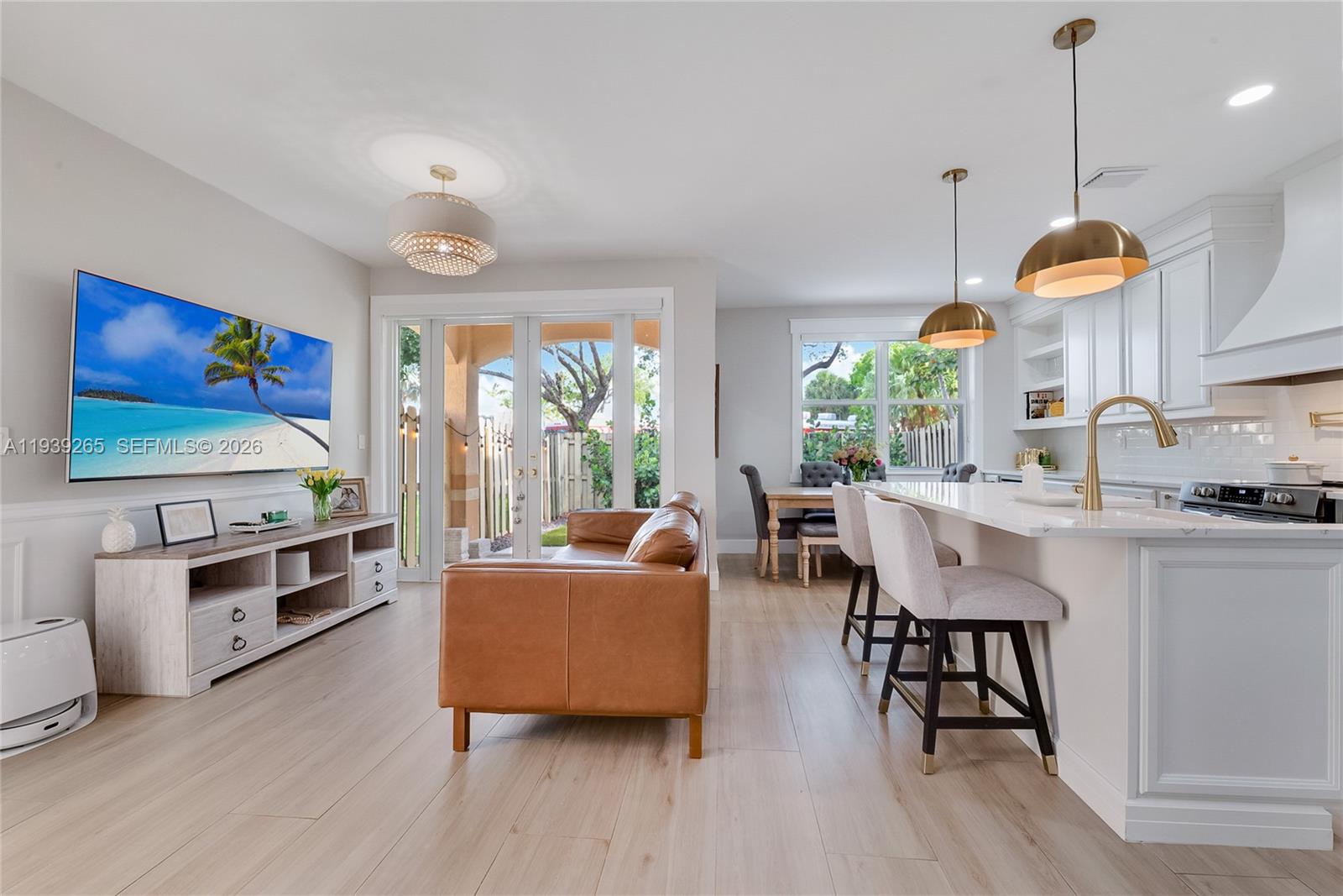 KENDALL BREEZE SOUTH - Residential