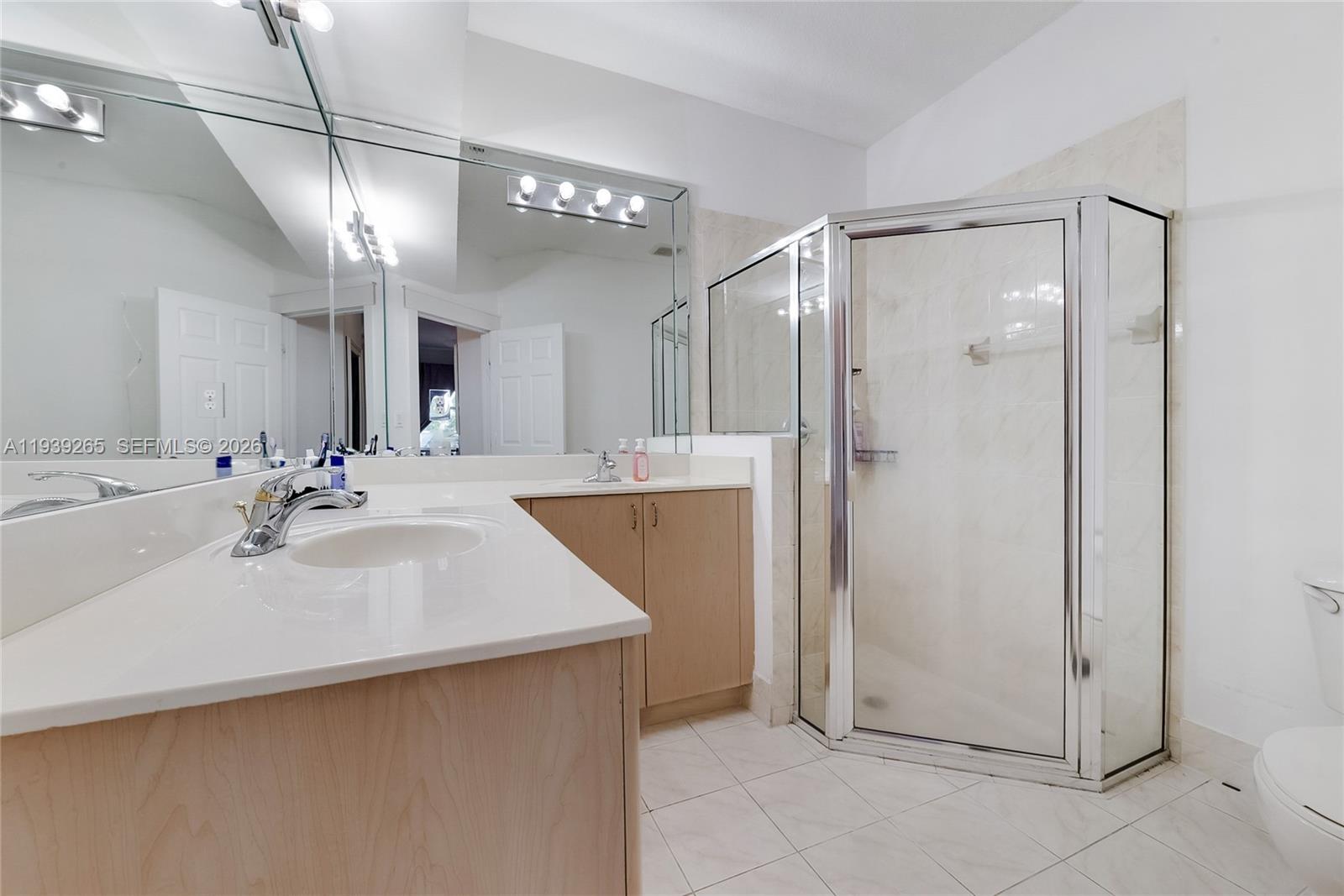 KENDALL BREEZE SOUTH - Residential